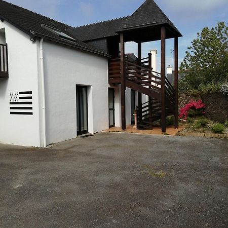 Le Casse Noisettes Hotel Gourin Exterior photo
