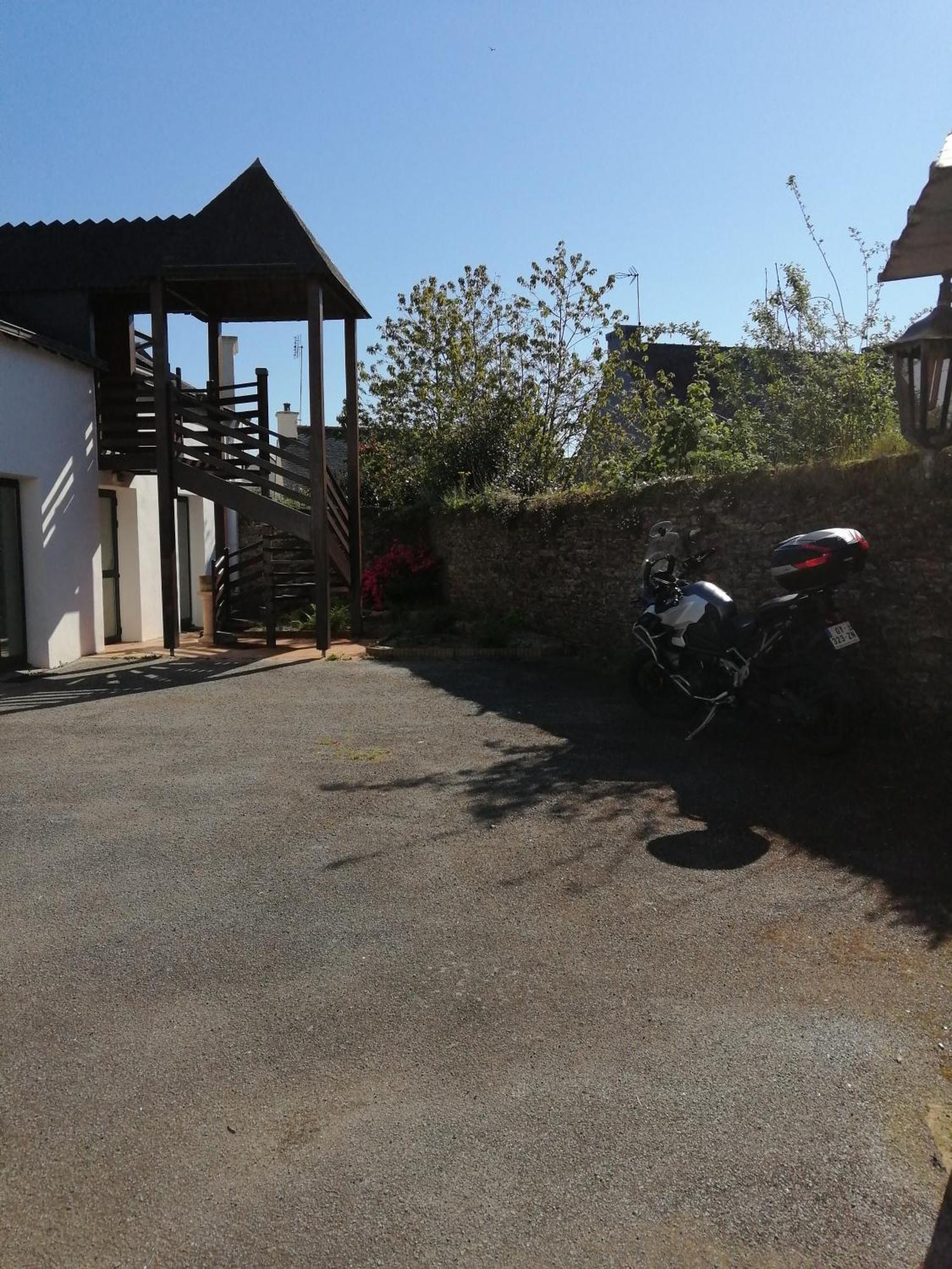 Le Casse Noisettes Hotel Gourin Exterior photo